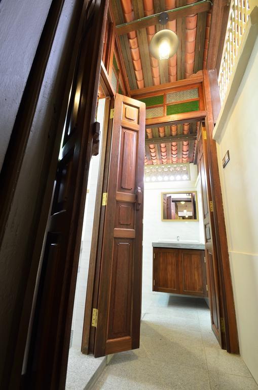 Yong Yi Yuen Guesthouse ジョージタウン エクステリア 写真
